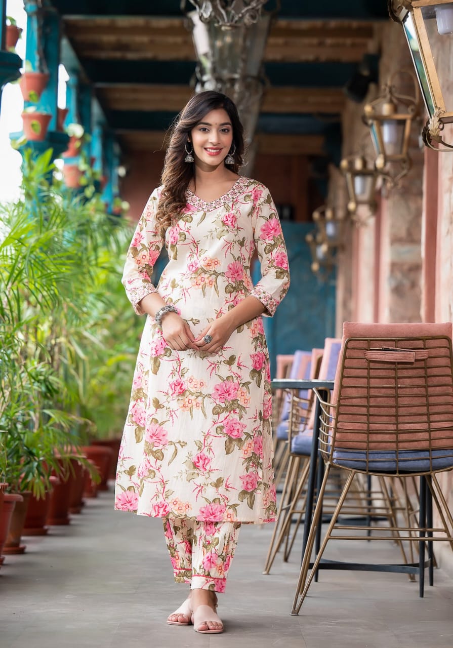 Price-975+shipping Beautiful cotton printed kurta with Afghani pant and  dupatta set | Designer dresses casual, Simple kurti designs, New kurti  designs