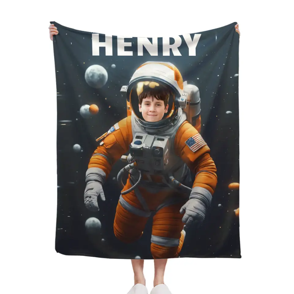 Free Shipping✈️Personalized Astronaut Blanket With Photo, A Planet-Themed Gift For Outer Space Enthusiasts!