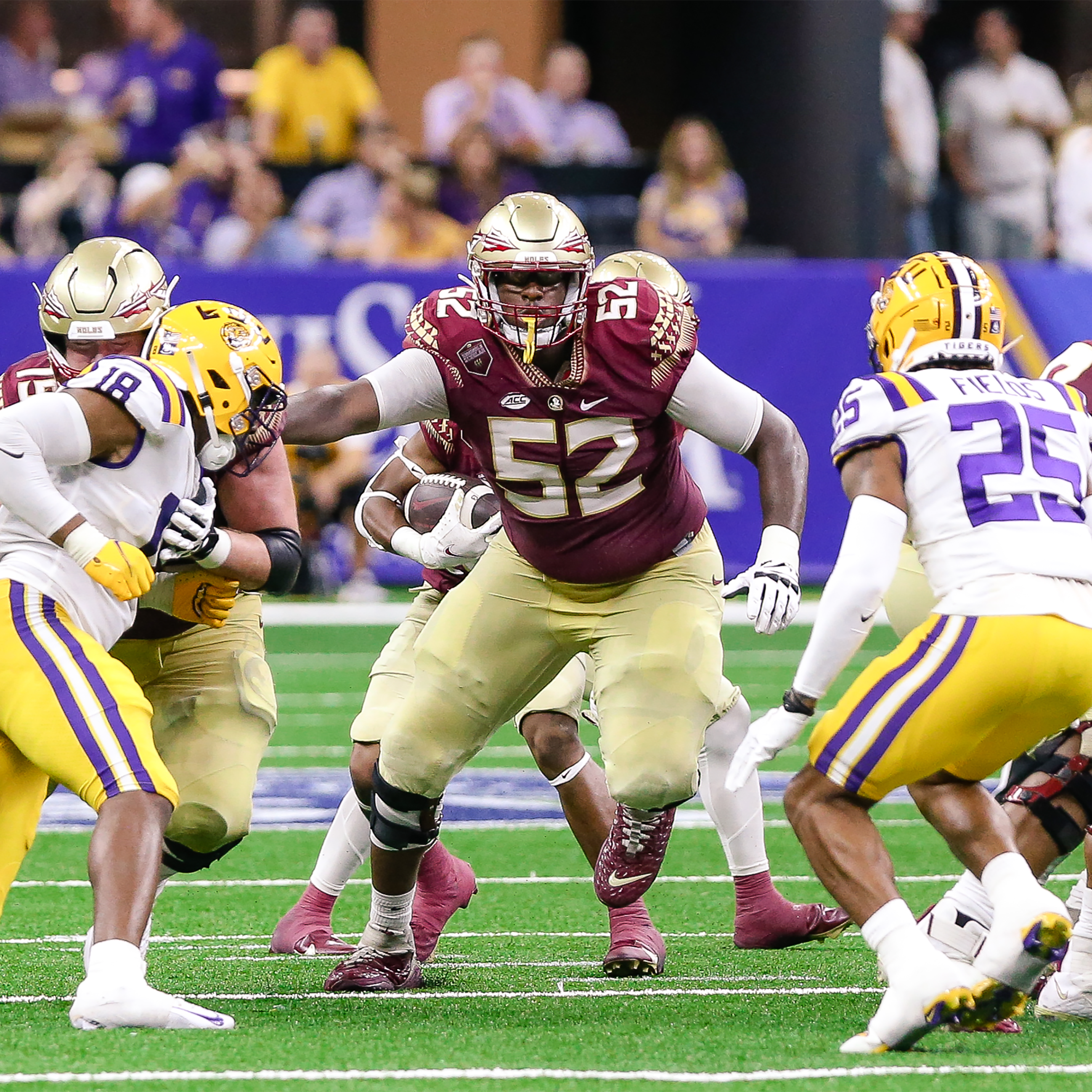 FSU Football Offensive Lineman Robert Scott member of The Battle's End Florida State's NIL Collective