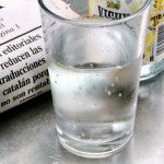 Wasser trinken beugt vor