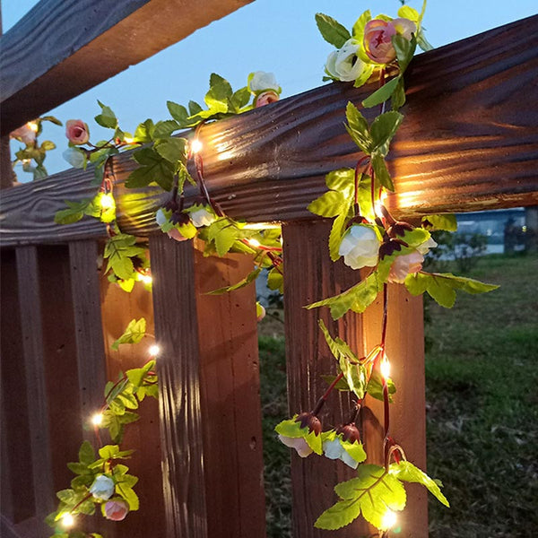 Fio de Luzes Flores Rosas e Brancas - Luminária - Fairy Lights - Luz de Natal | TrendHaus - Decoração para Casa