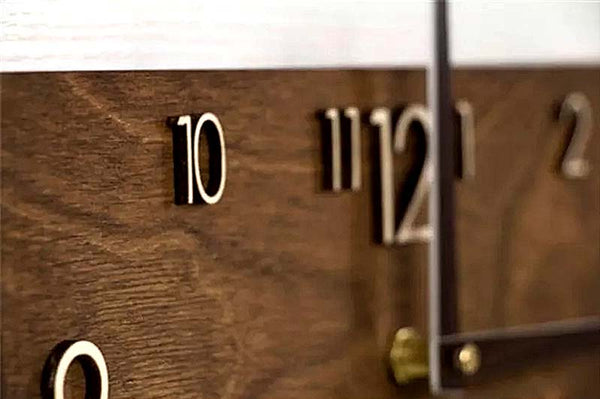 Rectangular Wooden Wall Clock Detail | TrendHaus - Home Decoration