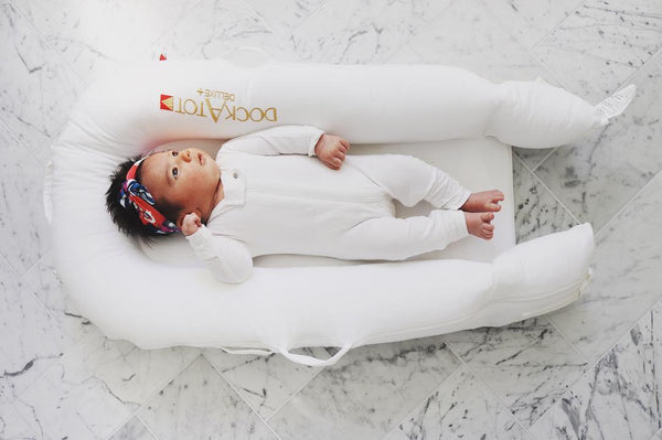 DockATot Deluxe+ Baby Nest - Pristine White