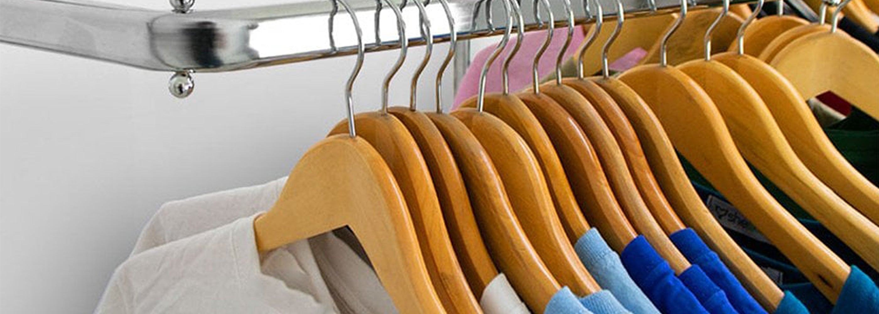 Wooden Hangers, Solid Wood Coat Hangers Heavy Duty, Smooth Finish Bulk  Wooden Hangers High-Grade Wooden