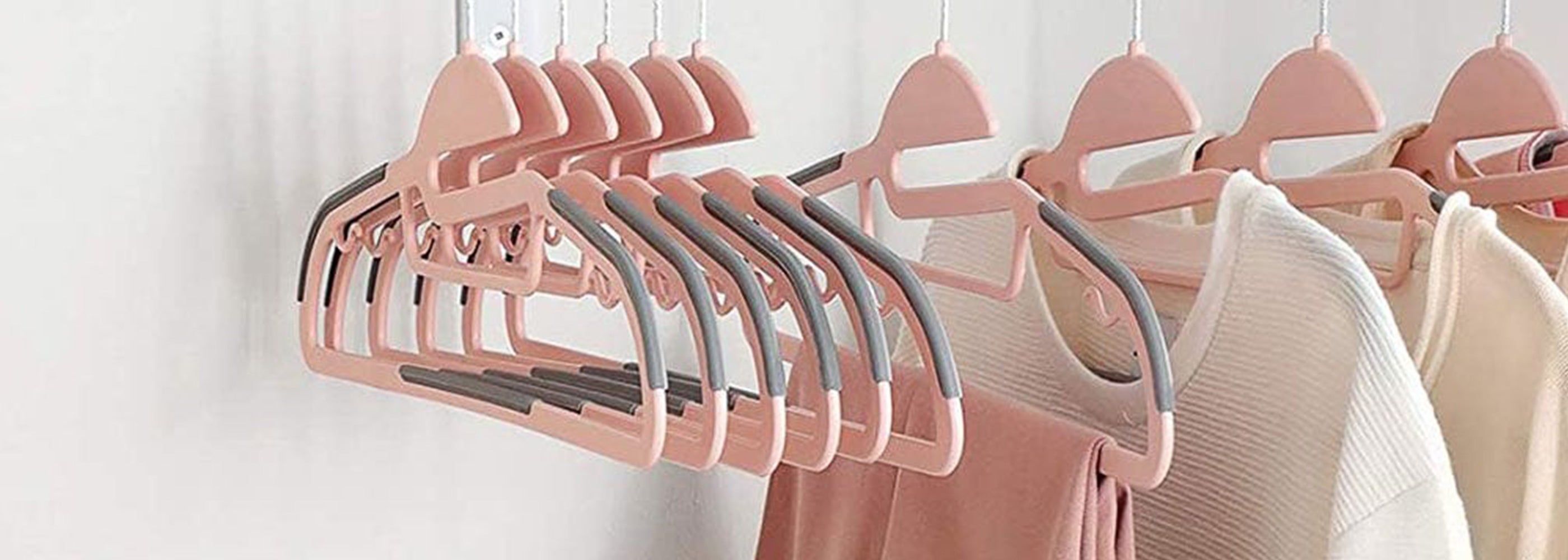 https://cdn.shopify.com/s/files/1/0721/1496/2725/collections/Collection-all-clothes-hangers.jpg?v=1683107660
