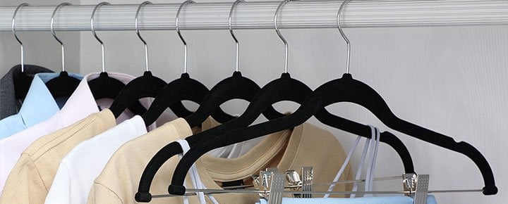 space saving clothing hangers 