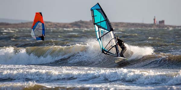 windsurfing