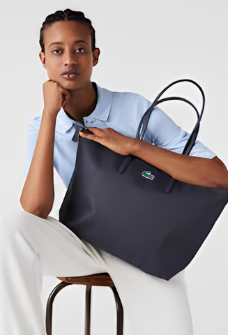 marcas de bolsas de couro legítimo, Bolsas Tote Femininas, Bolsas Ombros Luxo - Bolsas De Ombro, Bolsas Femininas Lacoste, bolsas e acessórios, bolsas de marcas famosas originais, bolsas de marcas famosas baratas, bolsas de marca famosa, Bolsas de Luxo & Premium, Bolsas de Luxo, Bolsa Tote Lacoste L.12.12 Com Zíper, Bolsa Tote L.12.12, bolsa Lacoste original, Bolsa Lacoste feminina original, bolsa Lacoste feminina couro, bolsa Lacoste feminina, bolsa Lacoste couro, Bolsa Lacoste, bolsa de marca feminina original