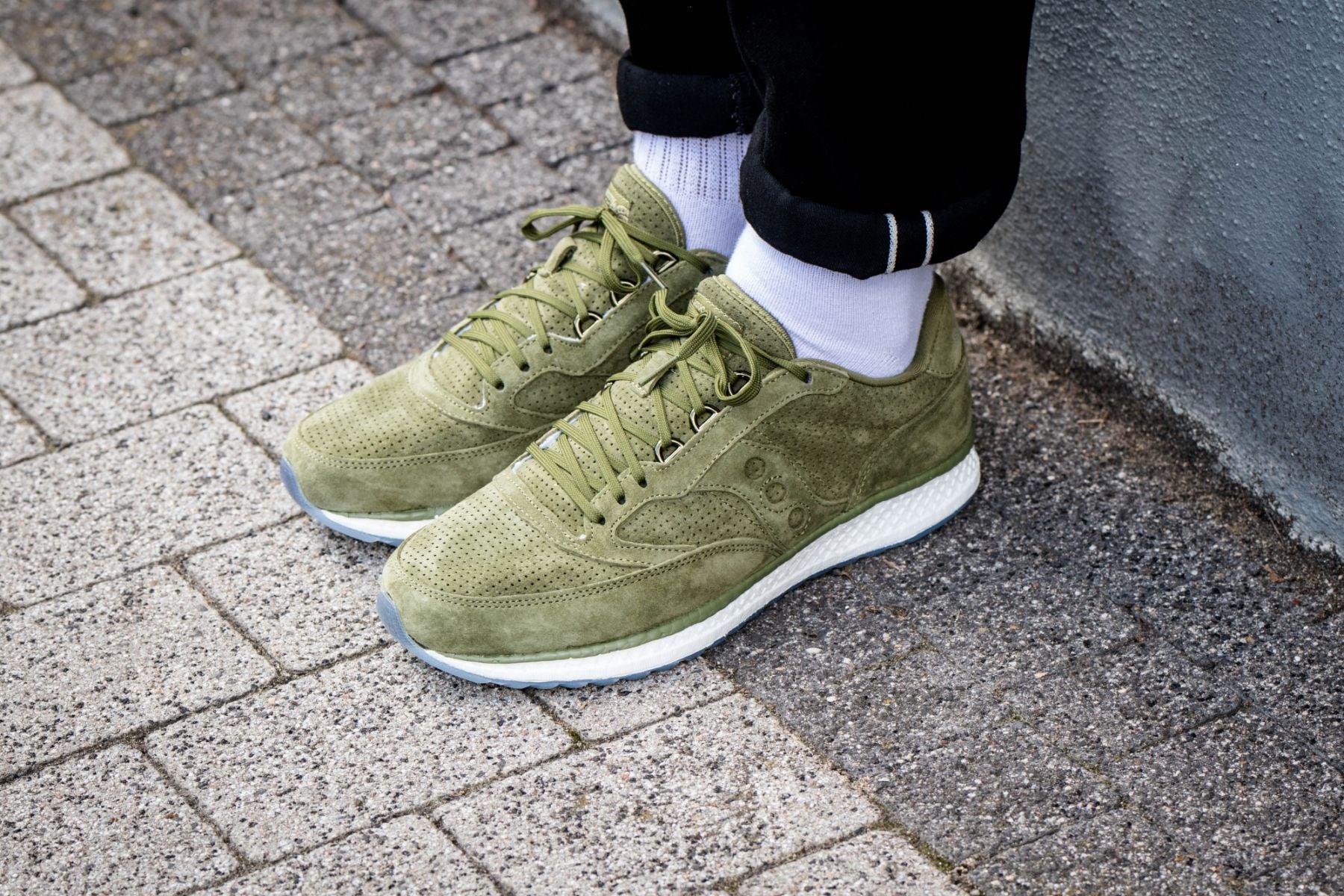 saucony freedom runner green