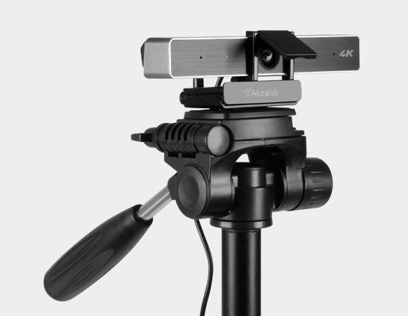 Built-in Tripod Mount