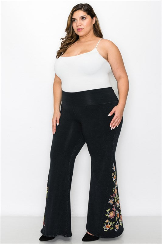 Paisley Embroidered Bell Bottom Yoga Pants – DiJore