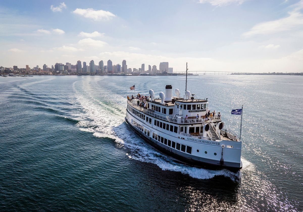 Best of the Bay Harbor Cruise in San Diego