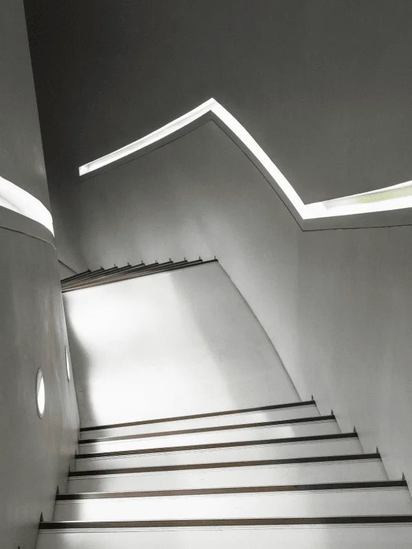 éclairage d'escalier LED automatique et design