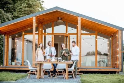 guirlande lumineuse sur une terrasse design