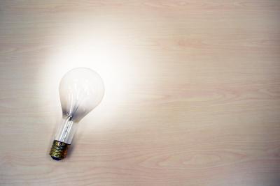 ampoule LED diffusant une lumière puissante