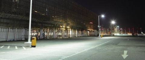 Quel luminaire choisir pour l’éclairage d’un parking extérieur ?