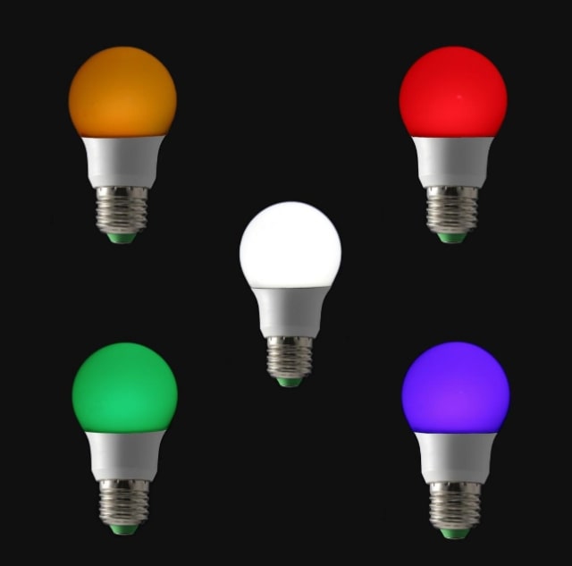 ampoule LED qui change de couleur ou RGB : orange, rouge, vert, blanc, violet, etc.