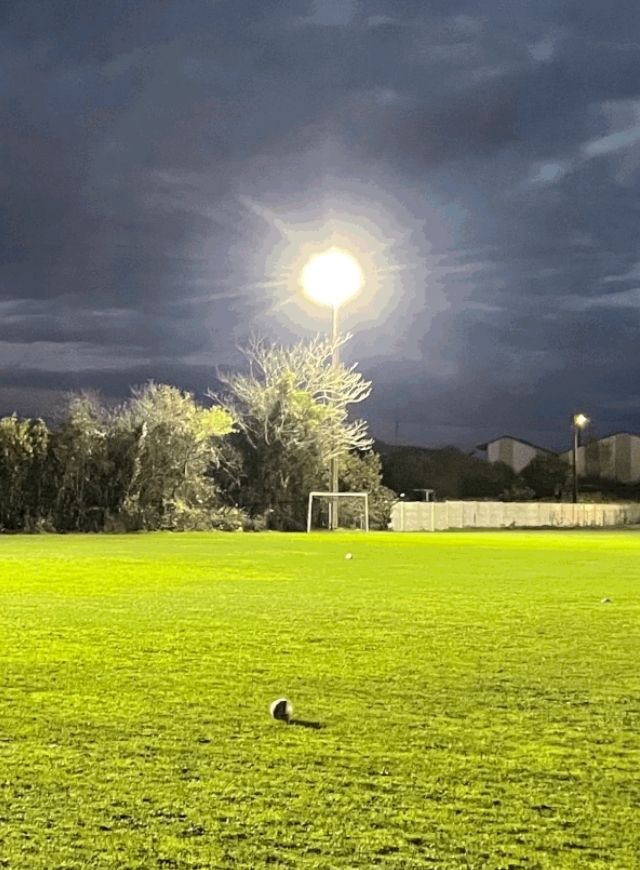 Terrain de football Projecteurs