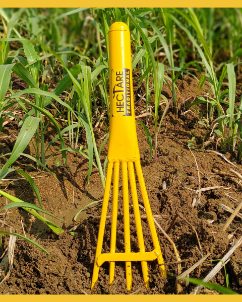 HECTARE TRADITIONAL CULTIVATOR HAND TOOL-YELLOW product  Image