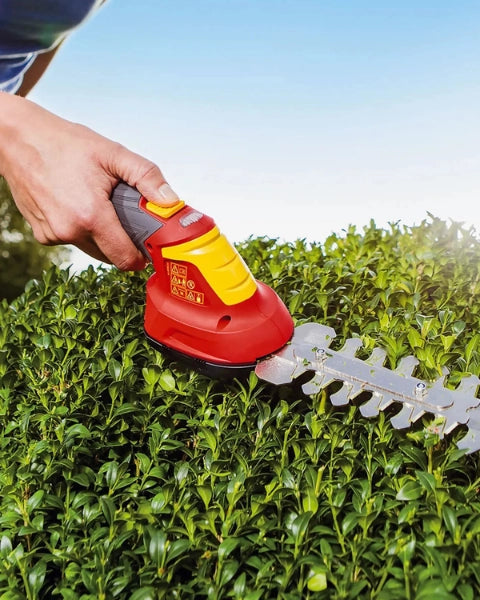 WOLF GARTEN MINI HEDGE TRIMMER LITHIUM BATTERY (FINESSE 30 B) (15 CM) product  Image