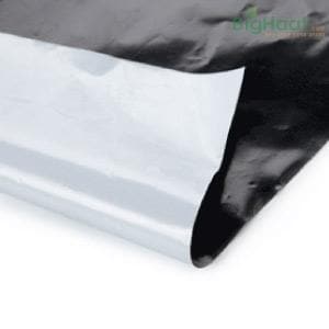 BLACK & SILVER MULCHING SHEET 4FT * 800 METERS (20 MICRONS) product  Image