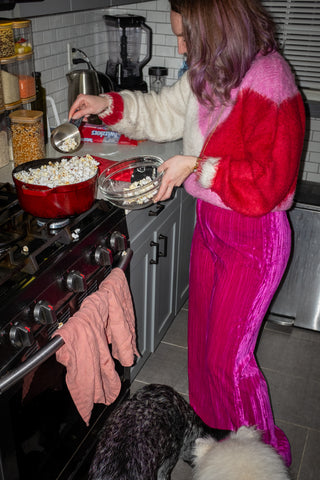 Rianna, Dusted Founder, serves stovetop popcorn