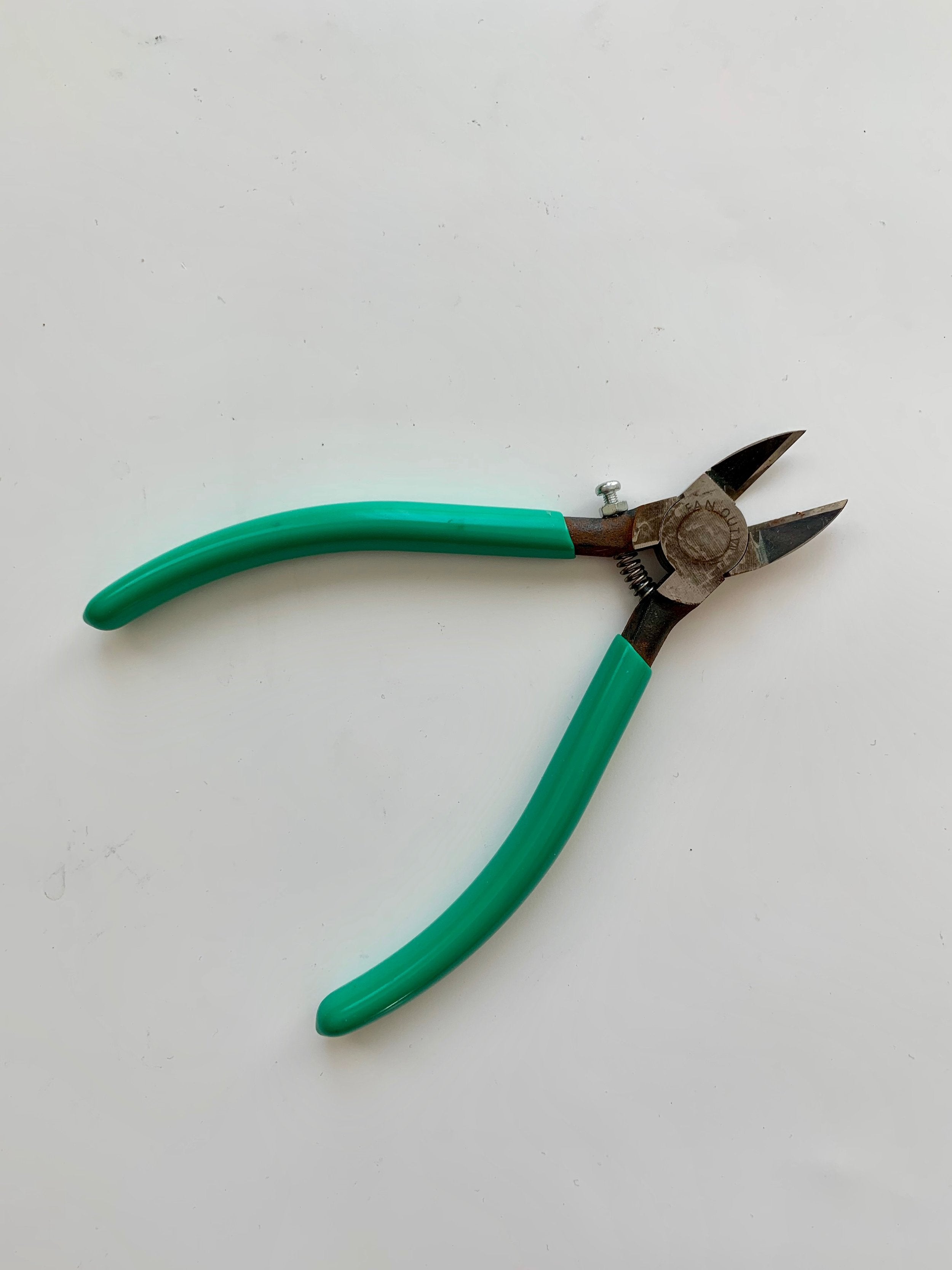 Pliers - Metal Runner - Glas Masq - art glass and supplies