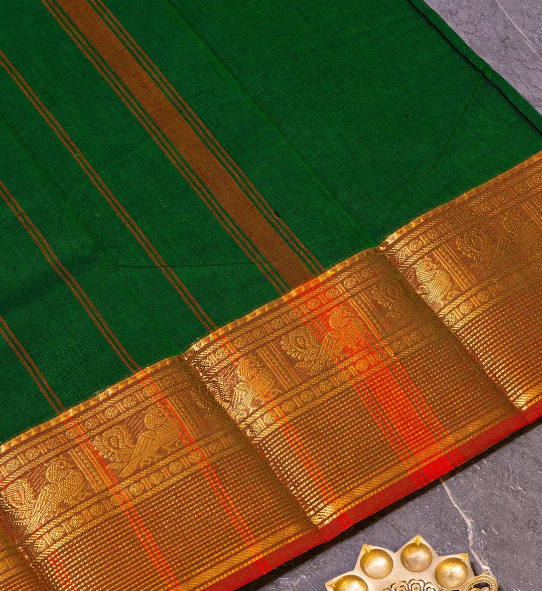 Chettinad Cotton Saree with all over bootis – RKG SHOPPING