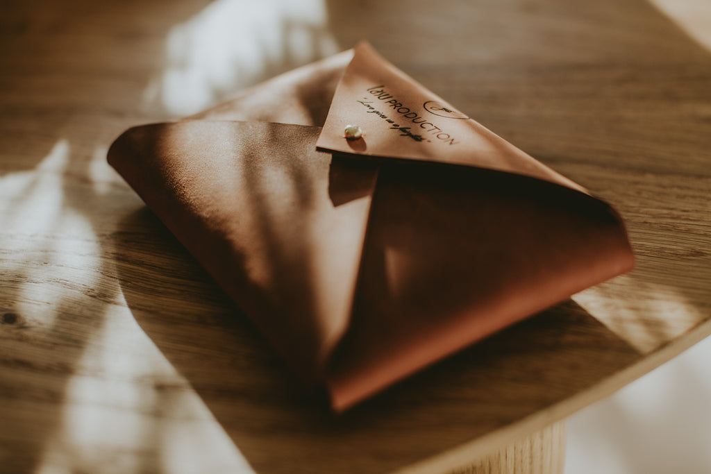leather packaging for wedding photographers