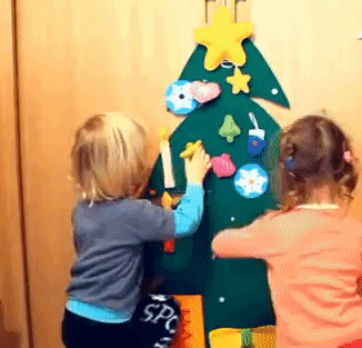 Showing kids having fun on MerryCraft