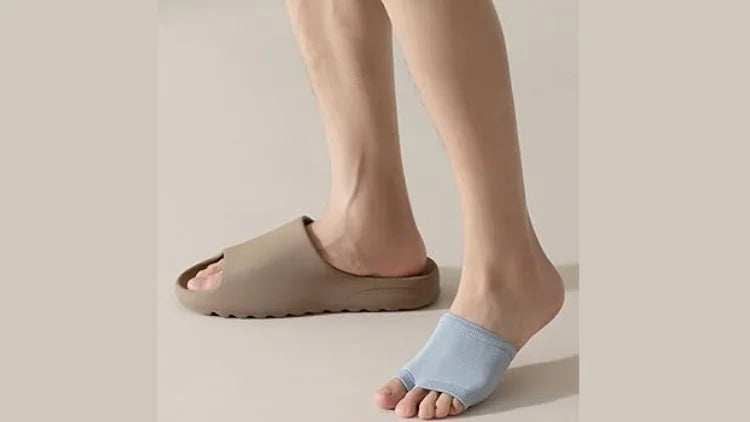 How to Style Toeless Socks