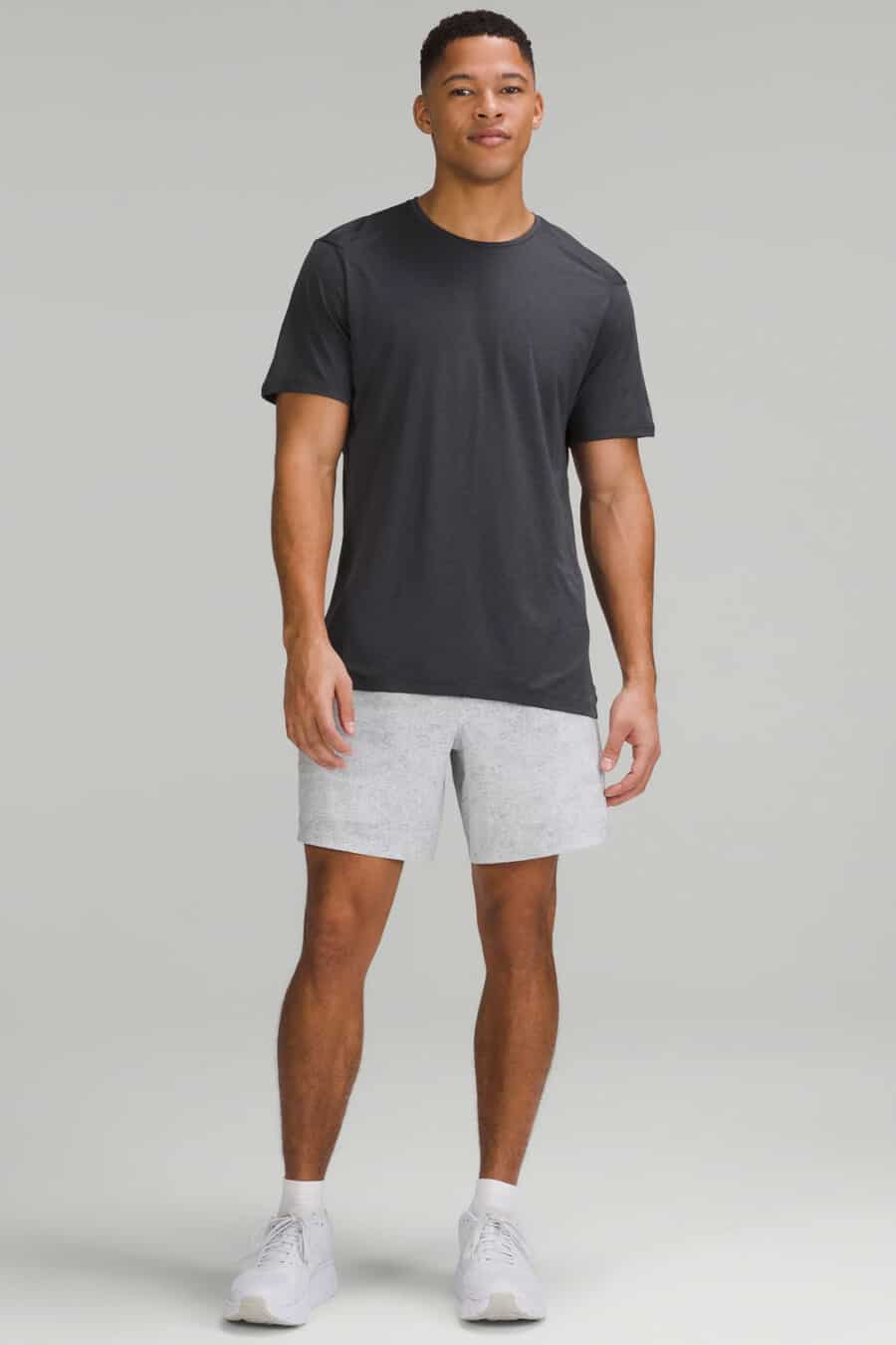 What Shirts Go With Grey Shorts?