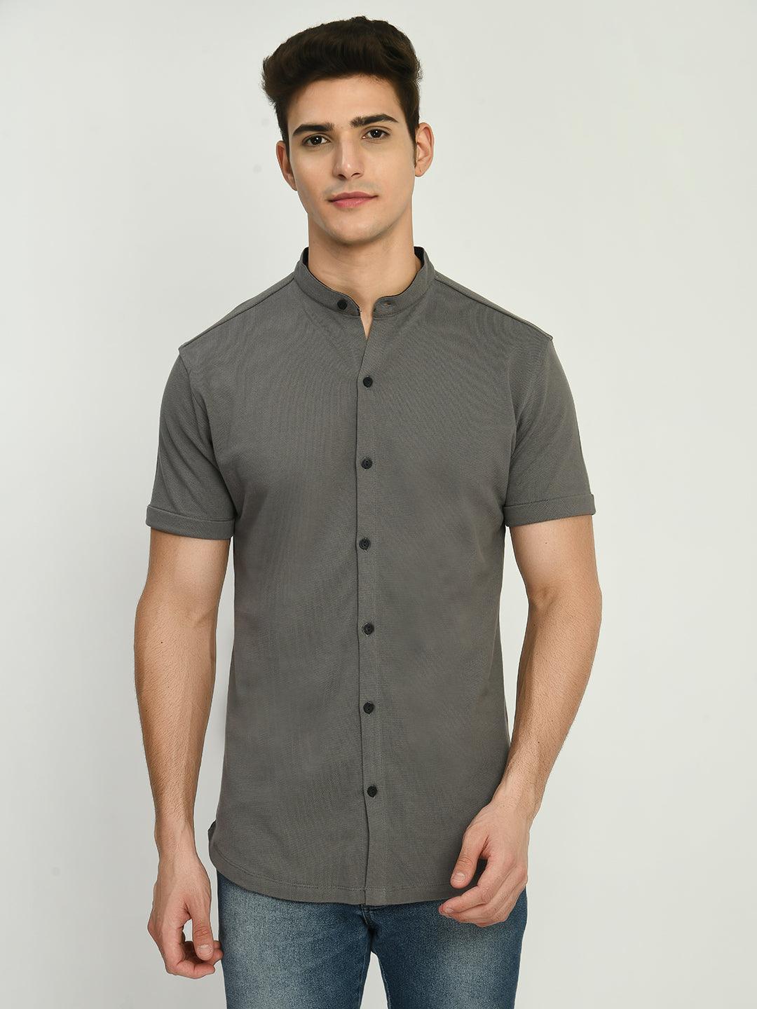 Greyish brown mandarin collar shirt by UNTUNG