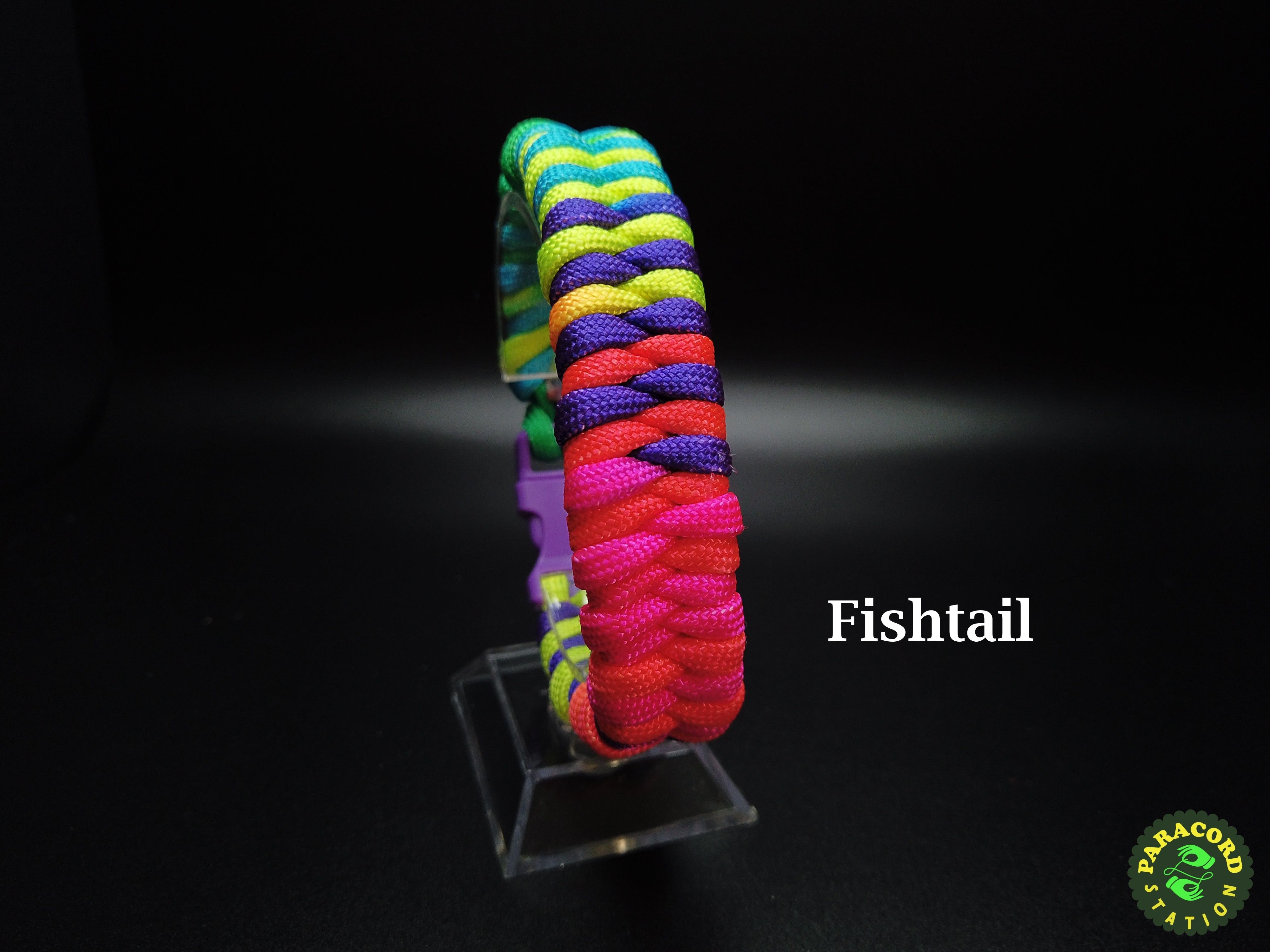 Fishtail Paracord Bracelet  Blogged here craftandcreativit  Flickr