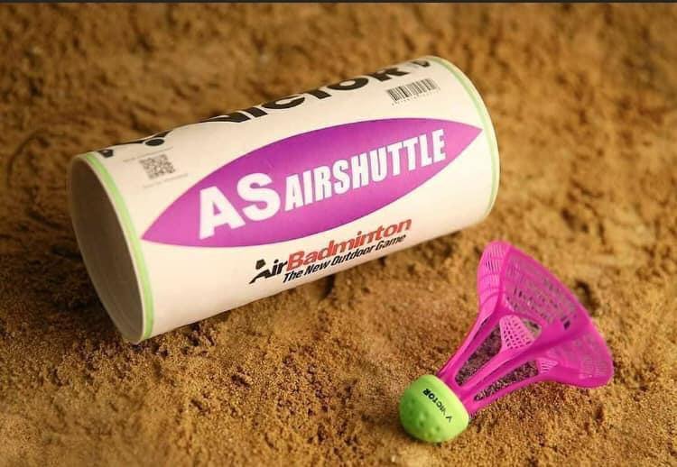 outdoor badminton shuttlecock