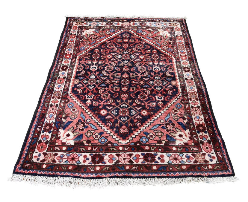 Gypsy Heart” Vintage Persian Rug 3'8”X7' – Bohemian Rentals