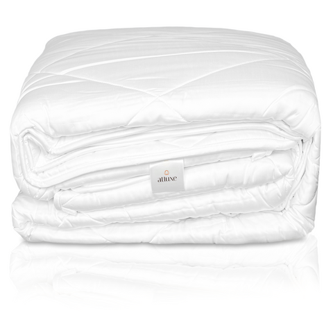 Atluxe bamboo comforters have high thread count ensures the quality of the bedding.