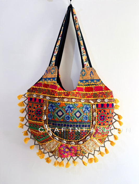 Ladies Bag Banjara Handmade Bag Sling Bag Embroidery Bag Patch Work Bag  Cross Body Bag at Rs 700/piece, बंजारा बैग in Jodhpur