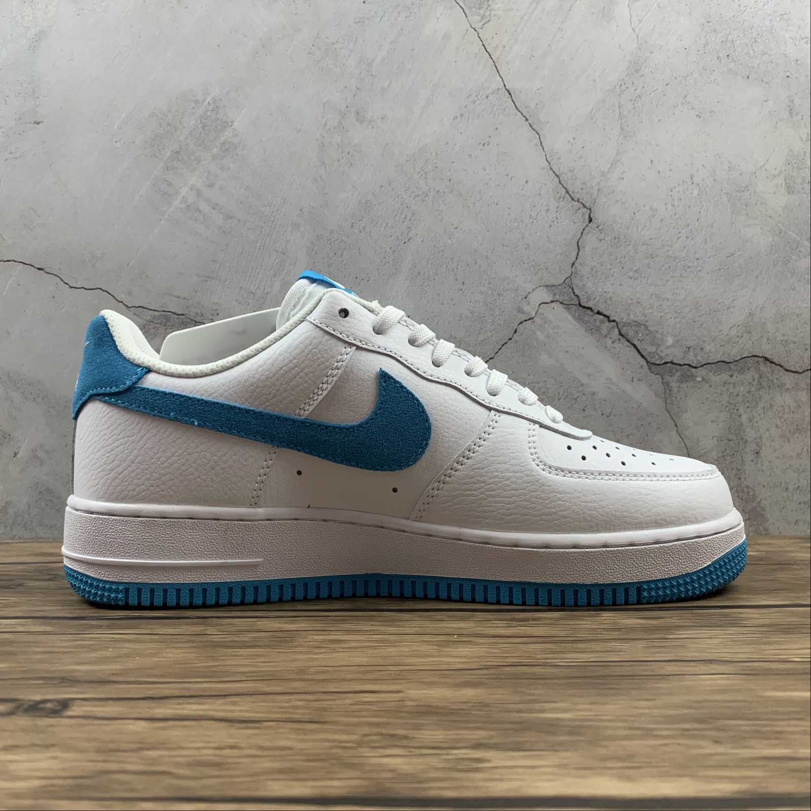 Nike air force tune squad