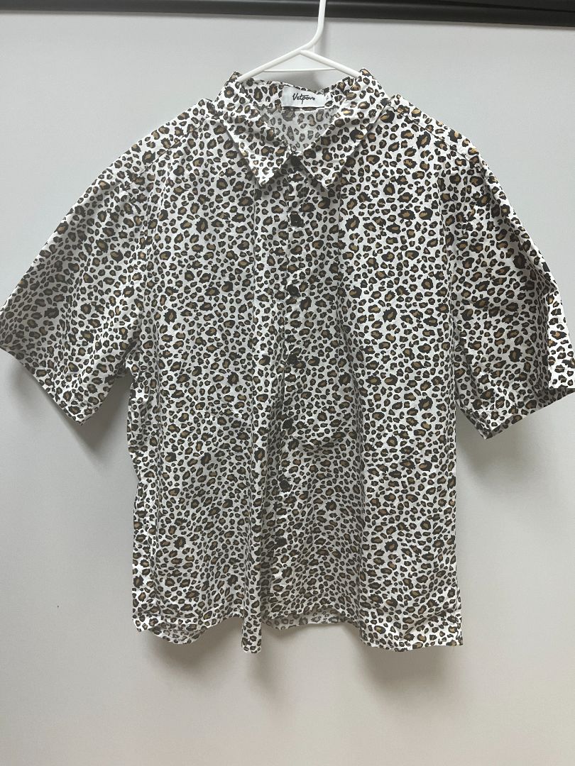 Vatpave White/Brown Animal Print Button Up Shirt