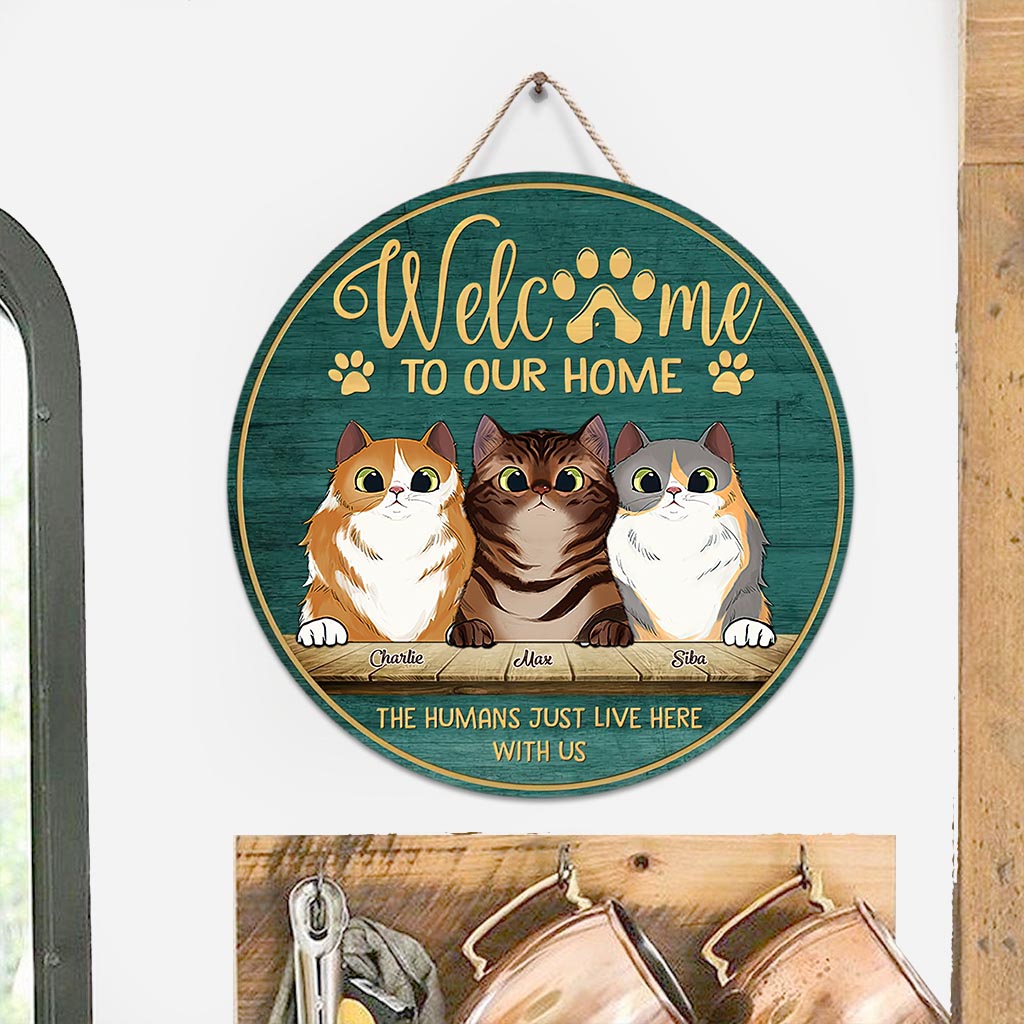 Peeking Cats - Personalized Cat Wood Sign