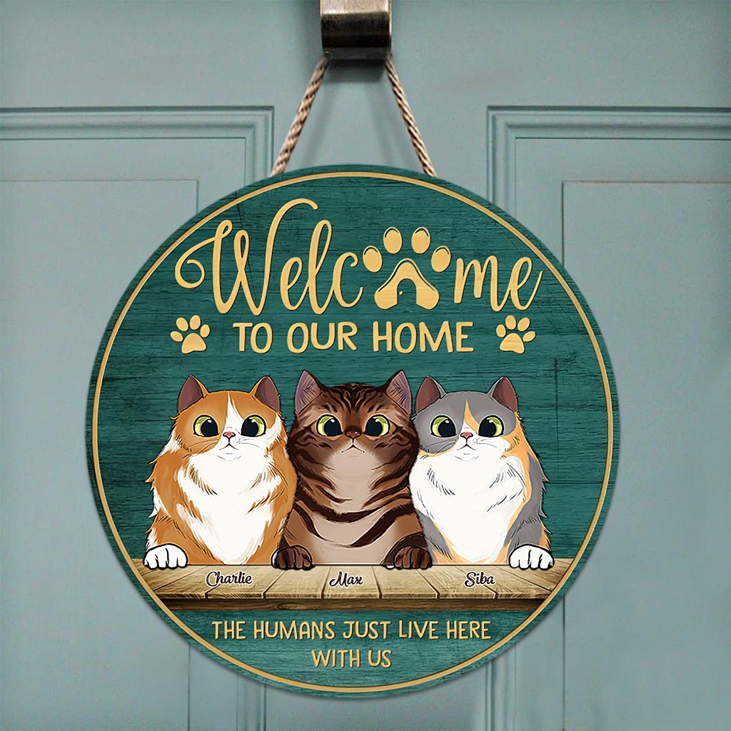 Peeking Cats - Personalized Cat Wood Sign