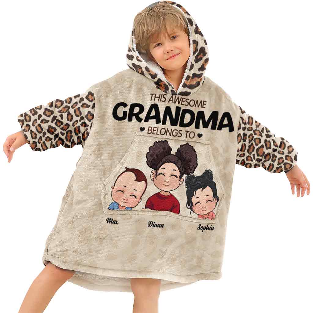 This Grandma Belongs To - Personalized Mother's Day Grandma Blanket Hoodie