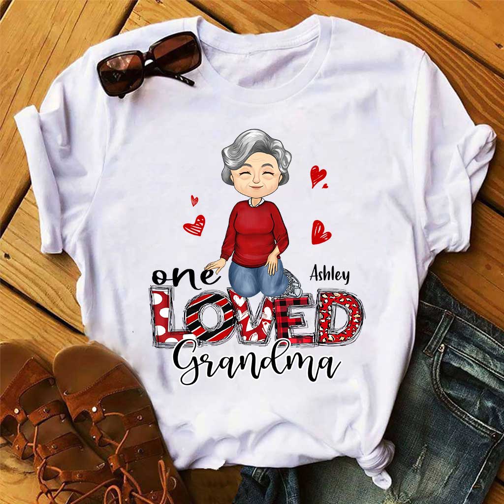 One Loved Grandma - Personalized Valentine Grandma T-shirt