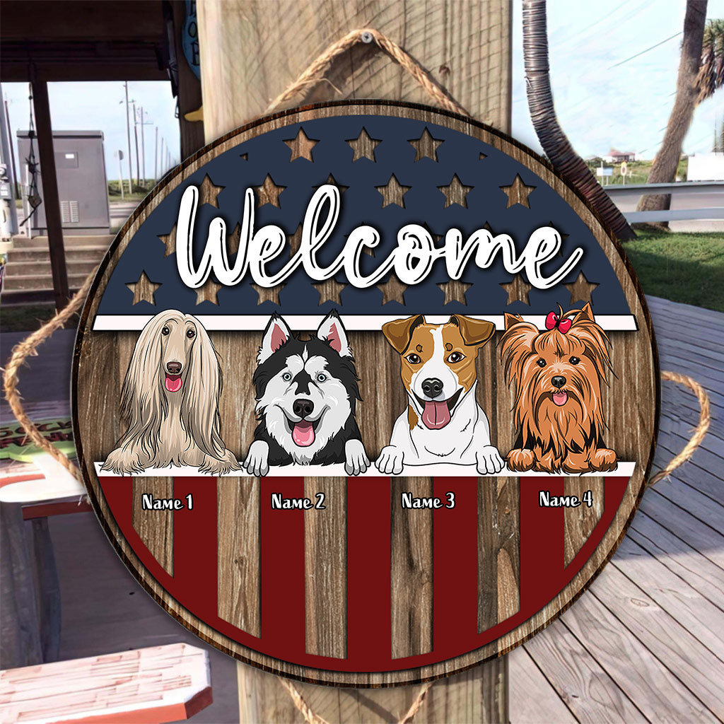 Welcome - Personalized Independence Day Dog Round Wood Sign