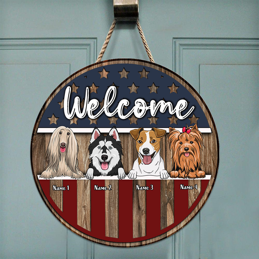 Welcome - Personalized Independence Day Dog Round Wood Sign