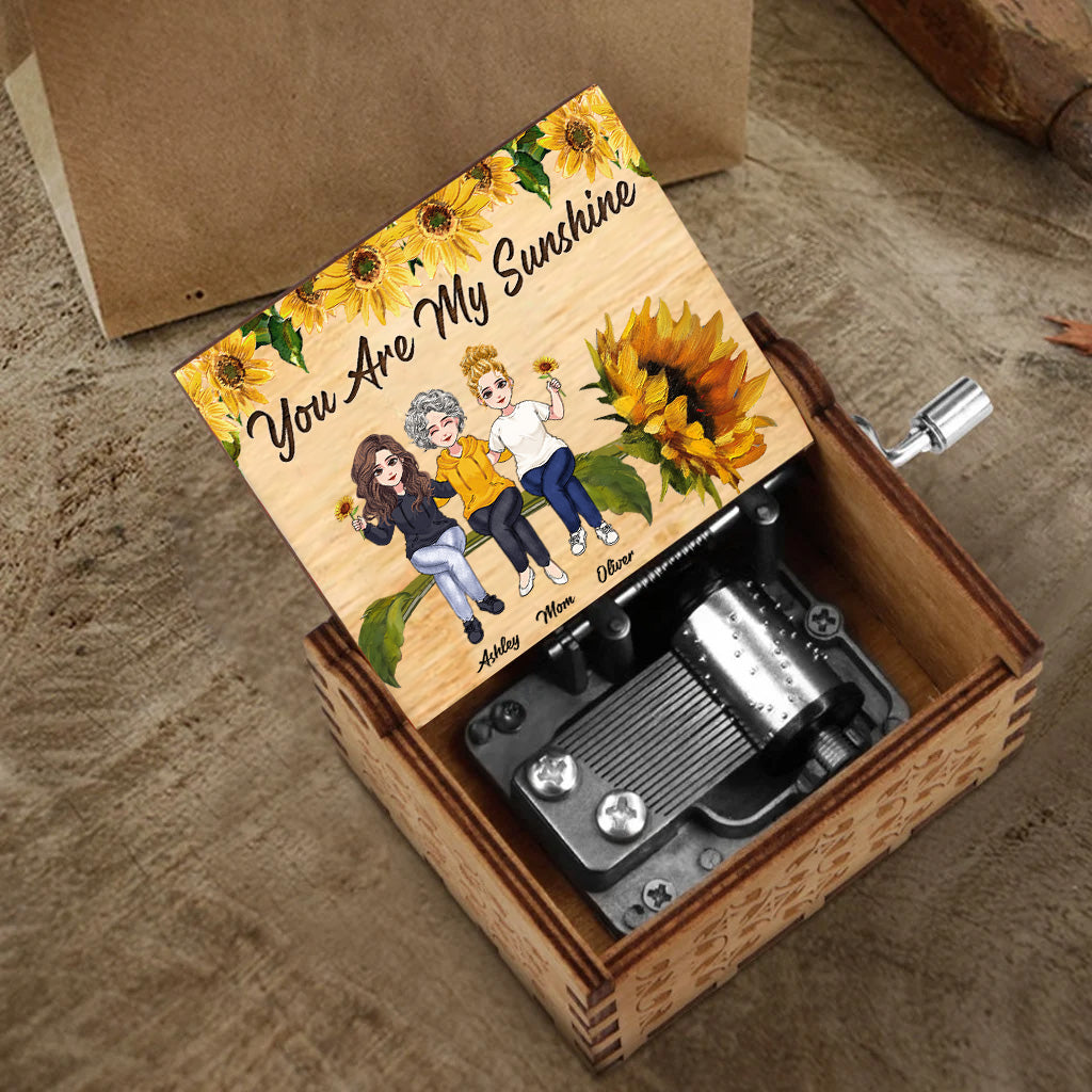 You Are My Sunshine - Personalized Mother's Day Mother Hand Crank Music Box