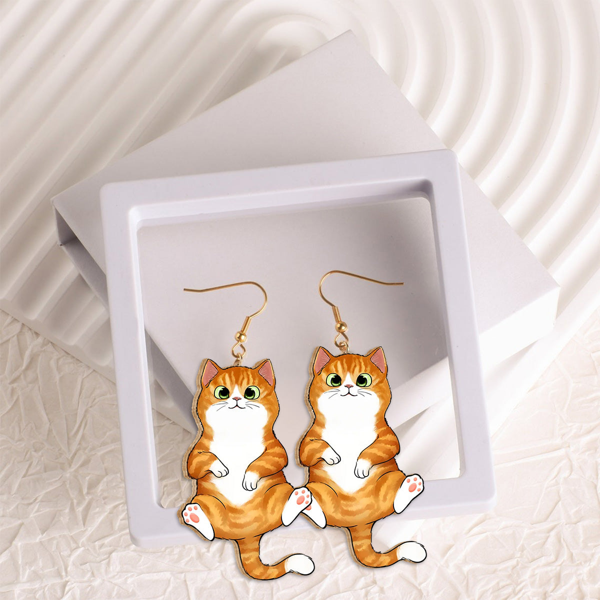 Custom Hanging Cats - Gift for cat lovers - Personalized Wooden Earrings