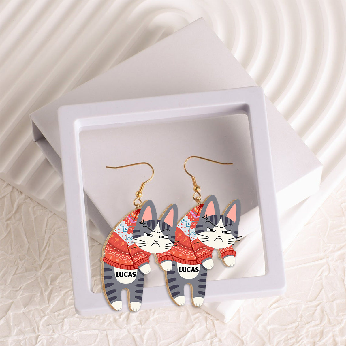 Custom Hanging Cats - Gift for cat lovers - Personalized Wooden Earrings