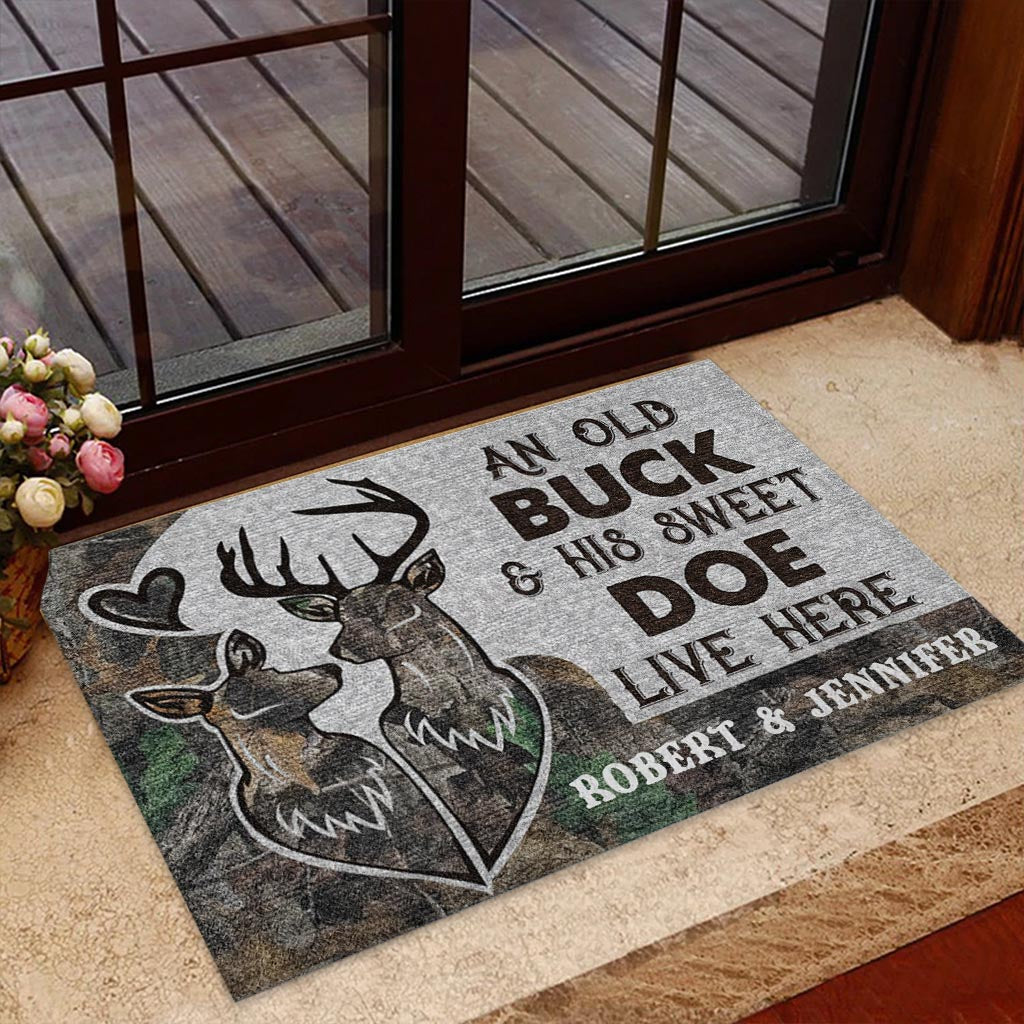 An Old Buck And His Sweet Doe - Personalized Hunting Doormat